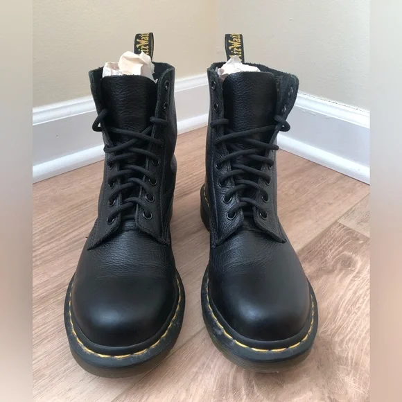 DR MARTENS Black Leather Pascal 1460 Combat Boots Size 8 - Picture 3 of 6